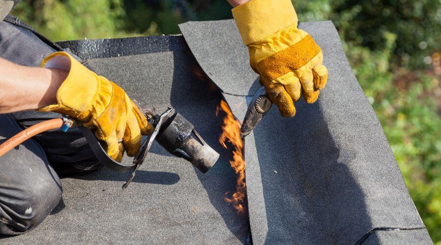 Expert Emergency Roof Repairs services in Wooton, KY